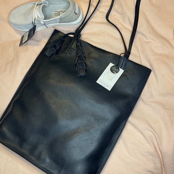 Free People Handbags - Free People, Gracie Roberts purse, vegan leather